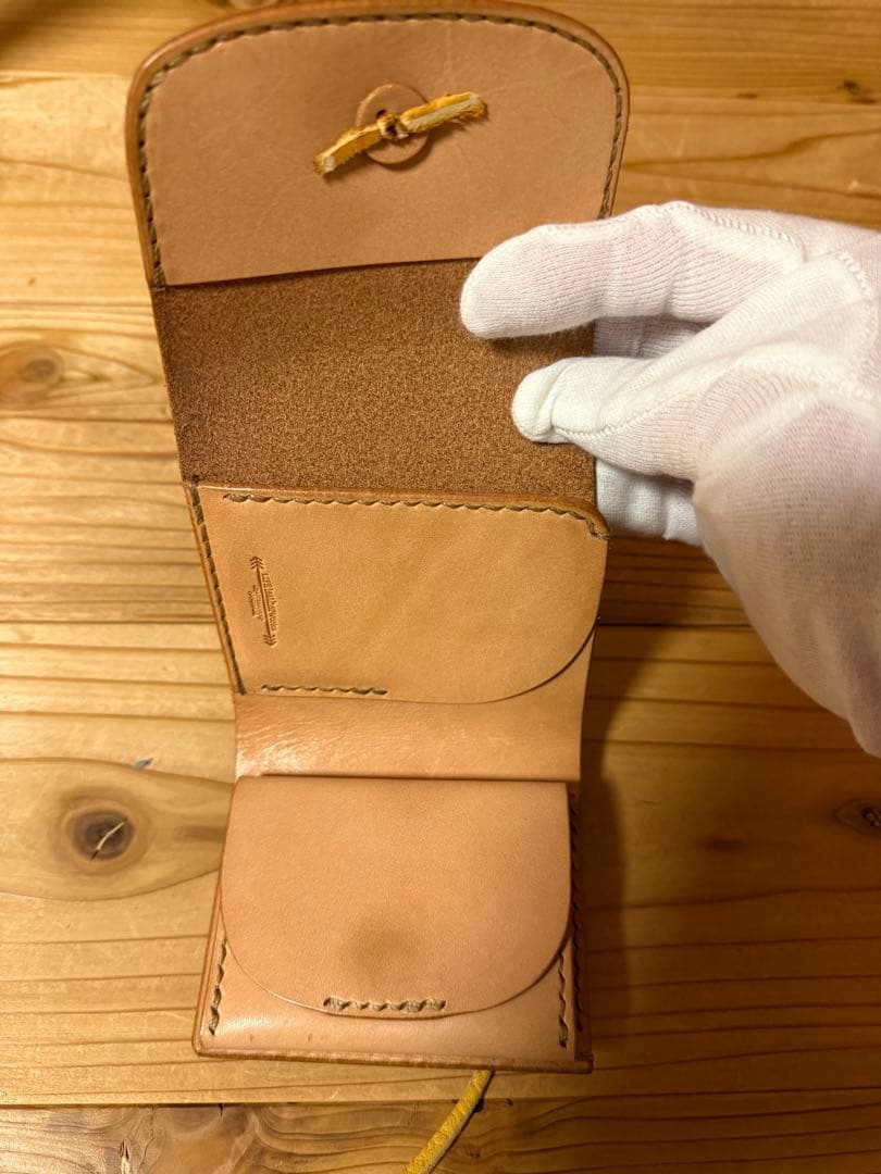 LIFE leather worksコンパクトレザーウォレット