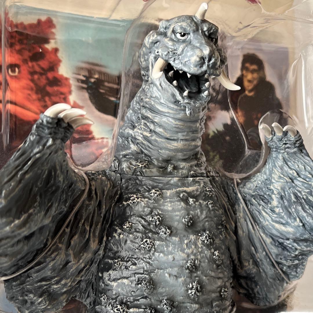 冷凍怪獣　ペギラフィギュア