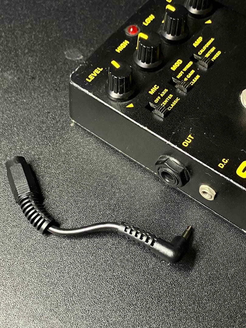 最終価格　Tech 21 SansAmp GT2 初期型　動作良好　コネクタ付