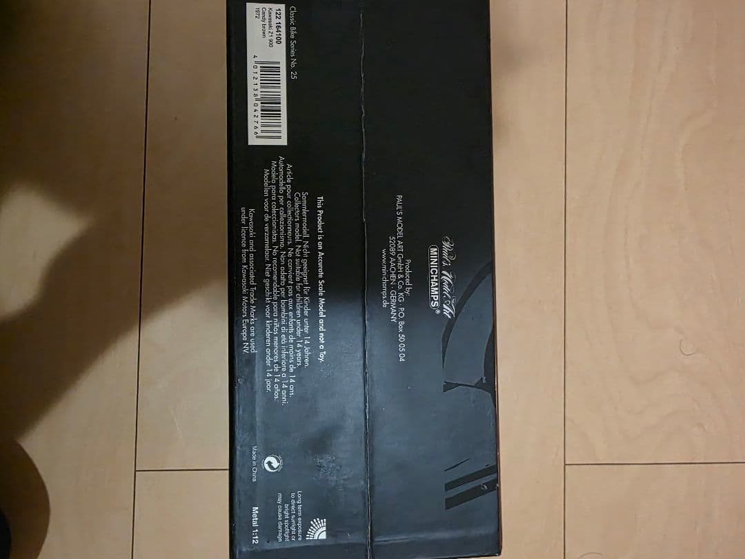 Kawasaki Z1 900 1972年モデル ミニチャンプス　1/12