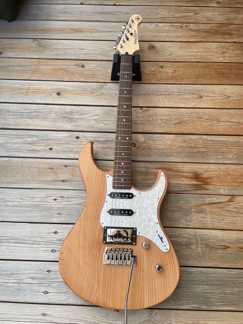 ヤマハ パシフィカ 612 エレキギター