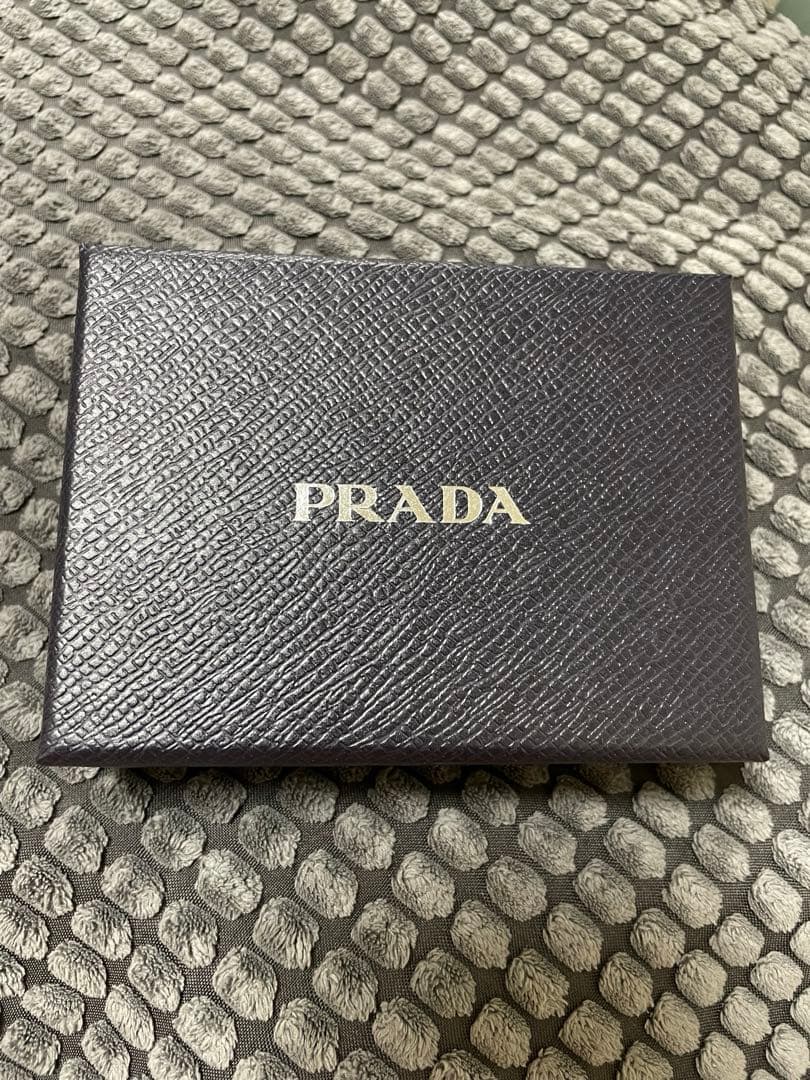 新品未使用　PRADA キーケース 三角ロゴ 6連 サフィアーノレザー オレンジ