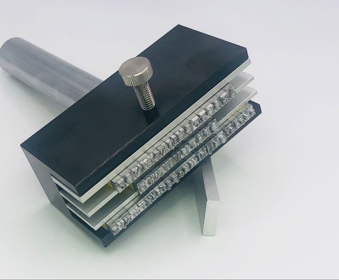 Thomas 活字3号2セット、活字ホルダー、追加文字12文字