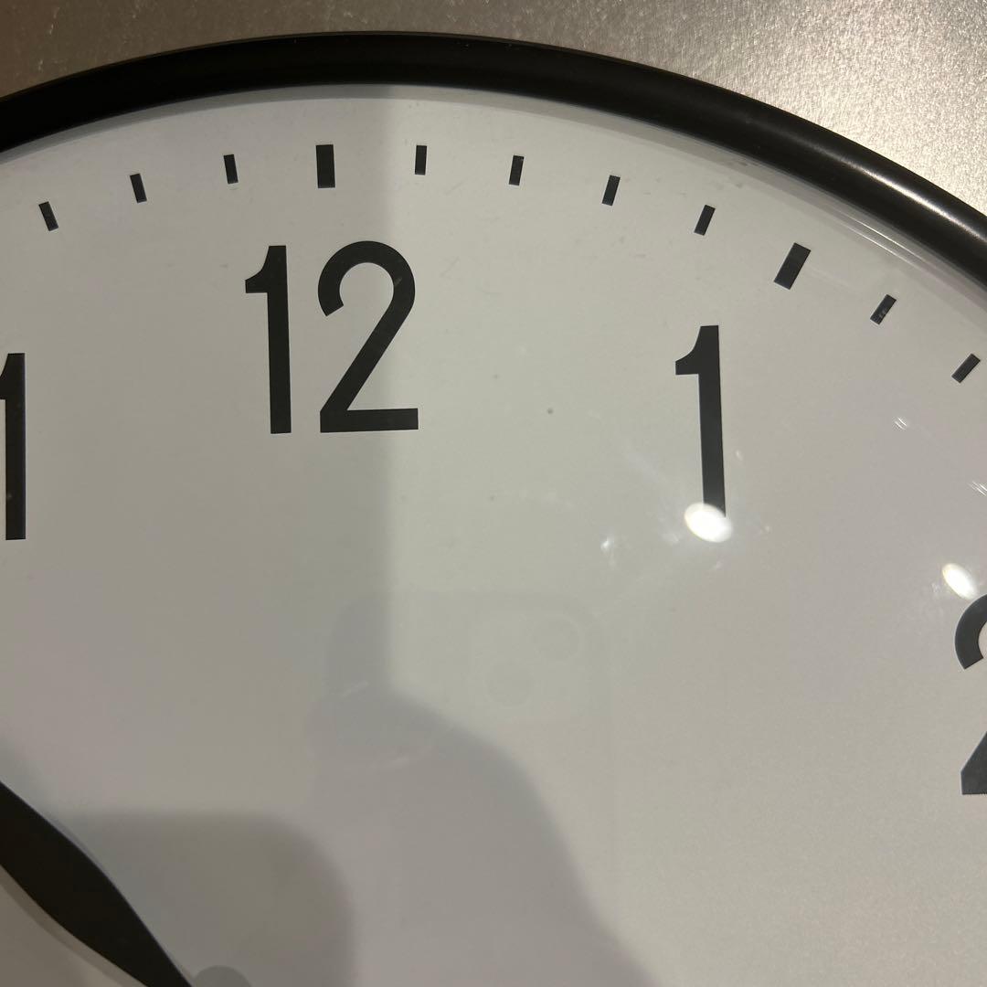 ARNE JACOBSEN掛け時計　直径29cm