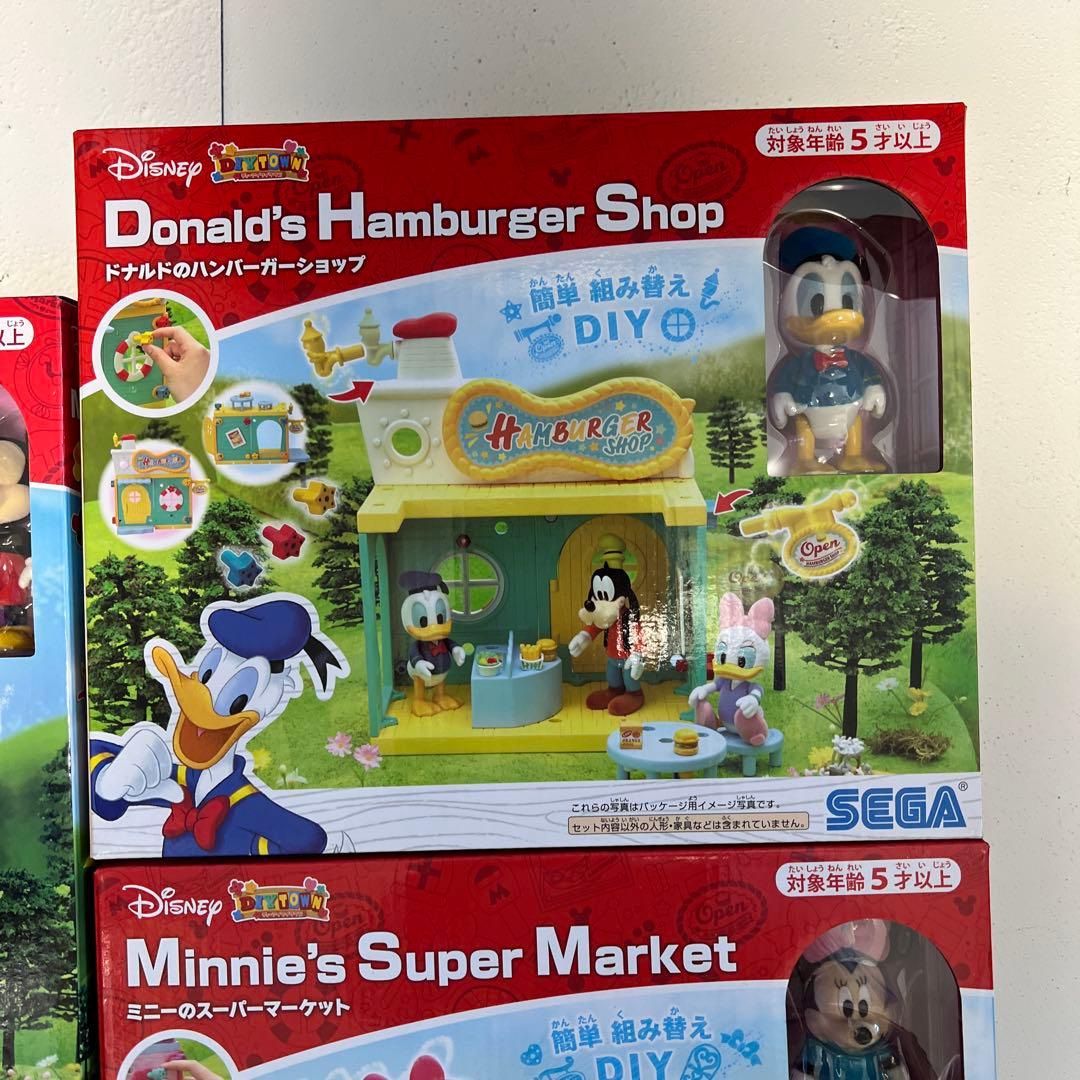 ミッキーのおうち ミニーのスーパーマーケット ドナルドのハンバーガーショップ