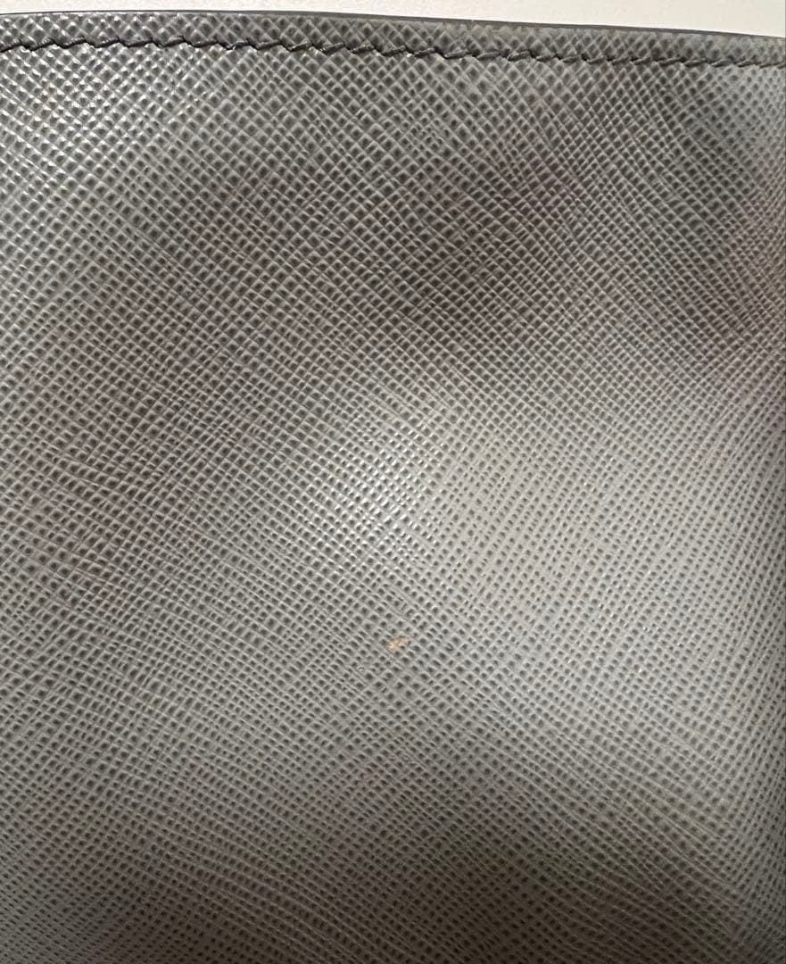 【確約】PRADA 人気の二つ折り財布 グレー/ピンク