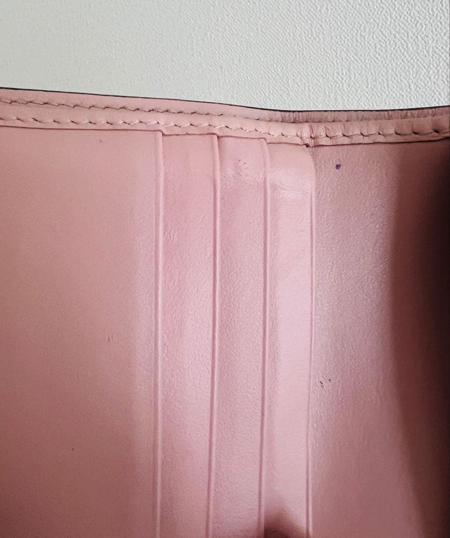 【確約】PRADA 人気の二つ折り財布 グレー/ピンク