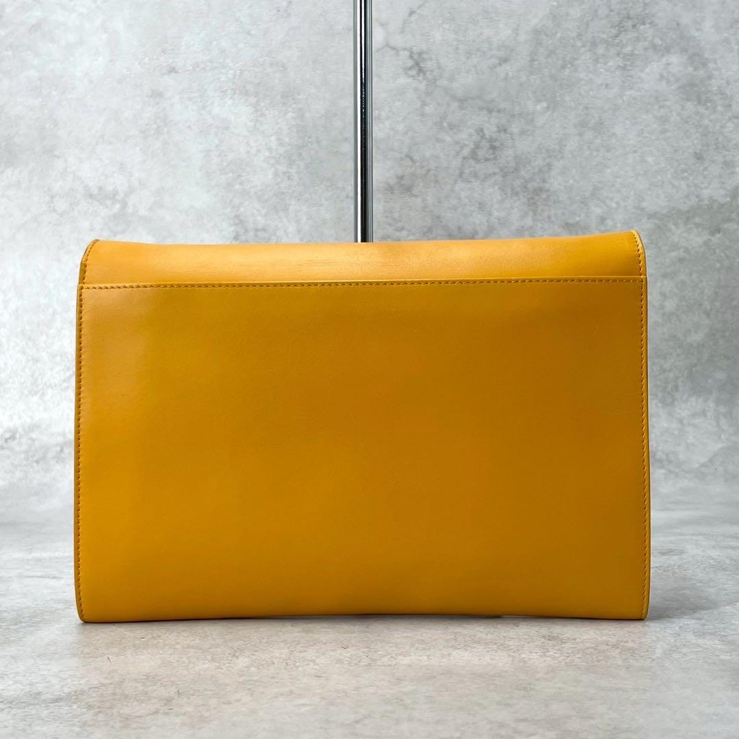 美品◯トッズ　ショルダーバッグ　2way バイカラー　ゴールド金具　レター型