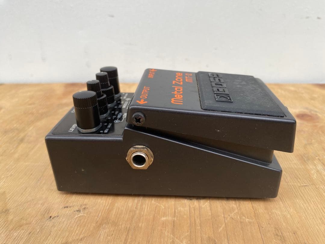 boss mt-2 l zone 取扱説明書付き　元箱付き　エフェクター
