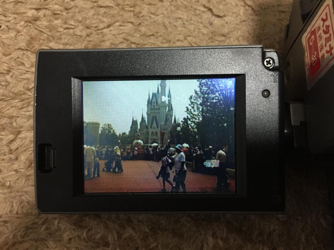 再生ダビングOK　SONY　CCD-TRV11　付属品あり　Video8