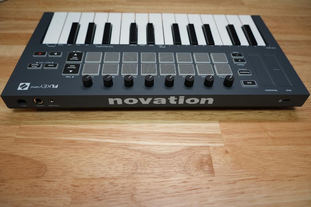 NOVATION　FLkey Mini
