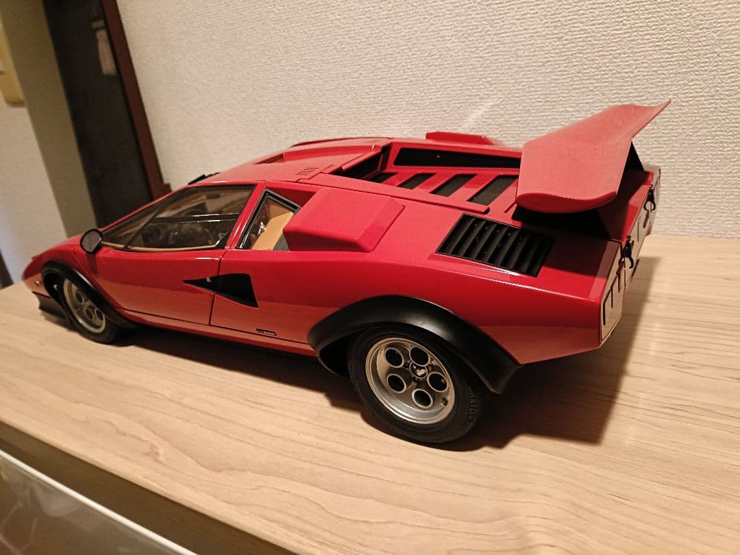 デアゴスティーニ　ランボルギーニ・カウンタック LP500S　完成品