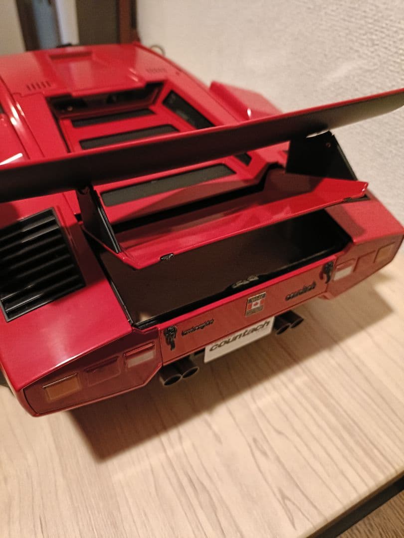 デアゴスティーニ　ランボルギーニ・カウンタック LP500S　完成品