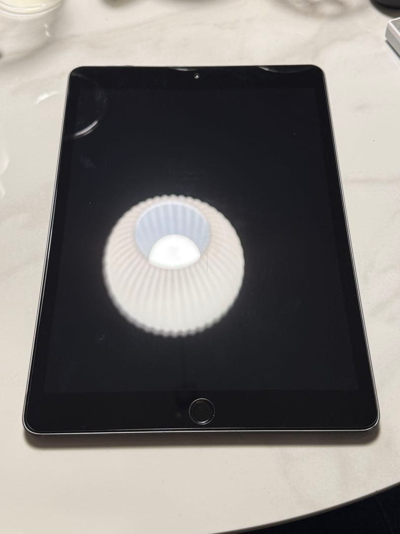 Apple iPad スペースグレー 本体のみ 第8世代 iPadOS26.2