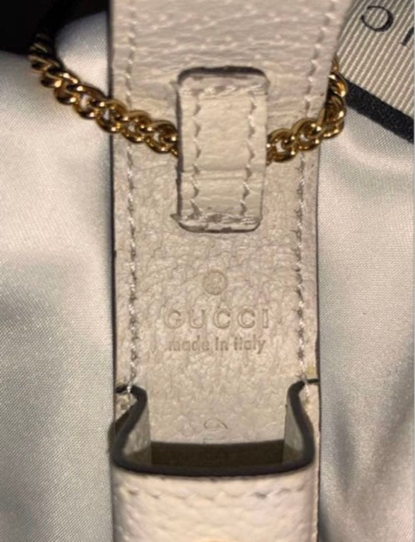 グッチ　リップケース　ストラップ