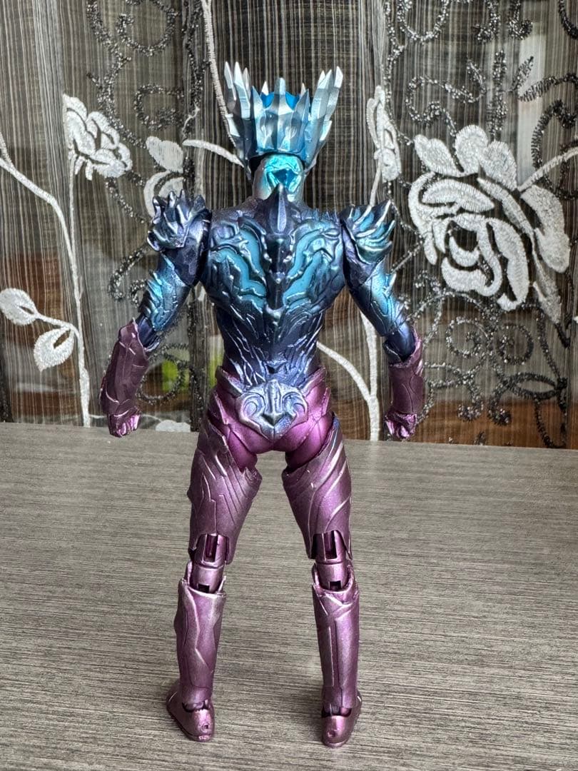 S.H.Figuartsウルトラマンサーガ 改造品