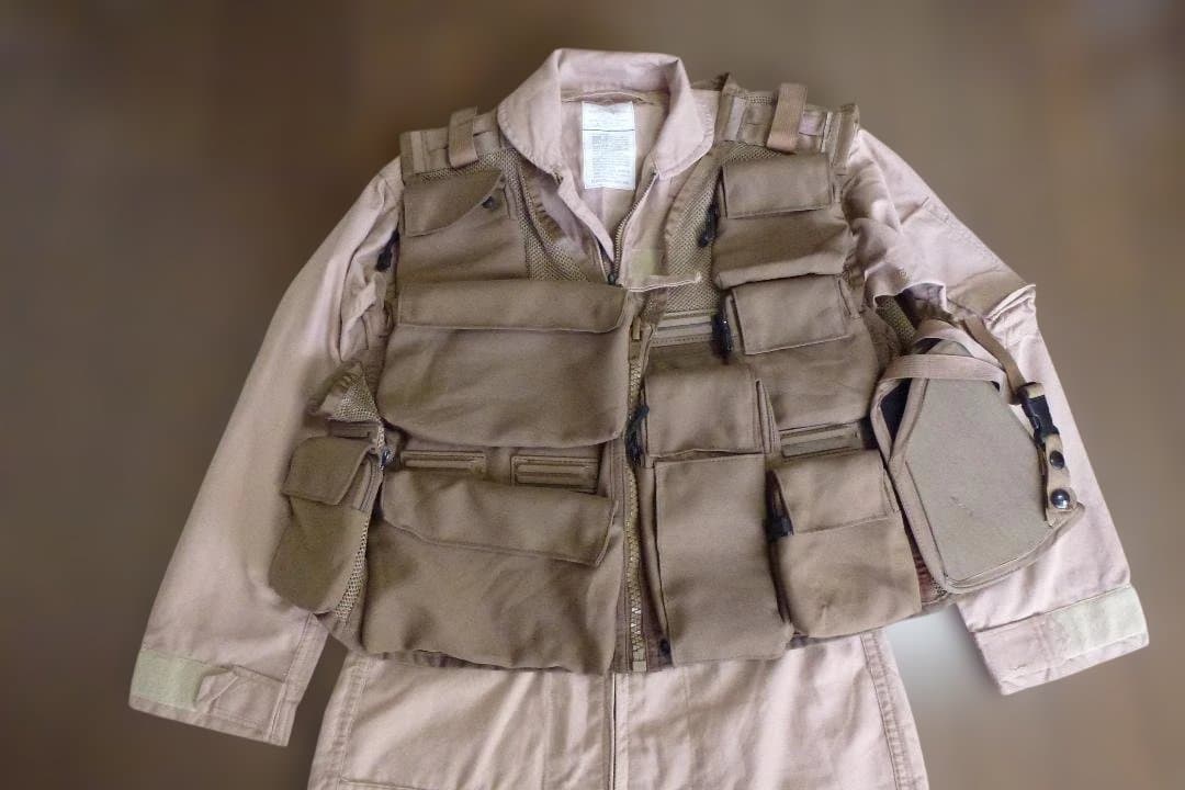 米軍実物 USAF 米空軍パイロットフライトギア サバイバルベスト最新型