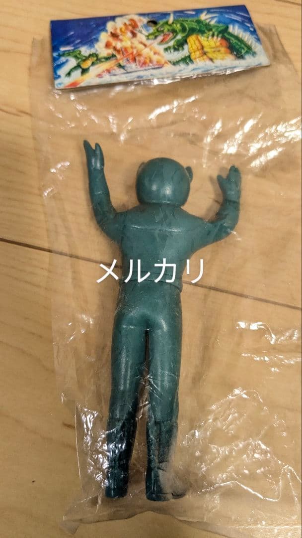 仮面ライダー　ストロンガー　ソフビ　パチ物　未開封