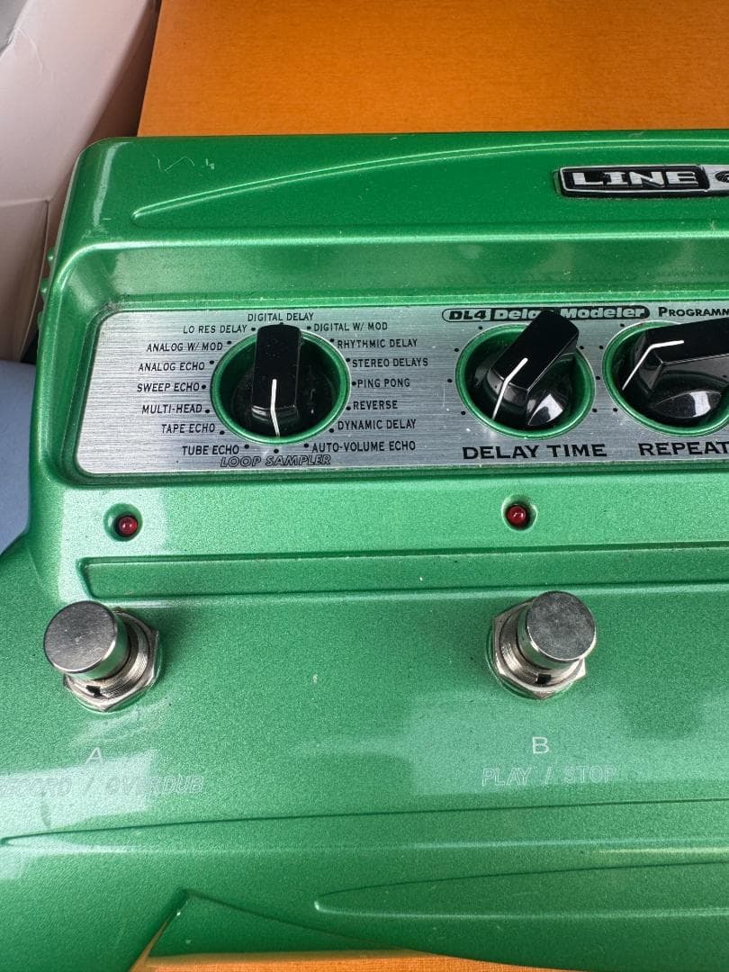 LINE 6 DL4 Delay Modeler グリーン アダプター無し