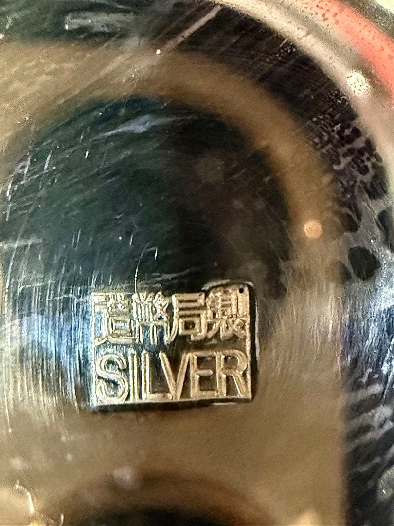 銀製 花モチーフ ブローチ銀皿　68、5g