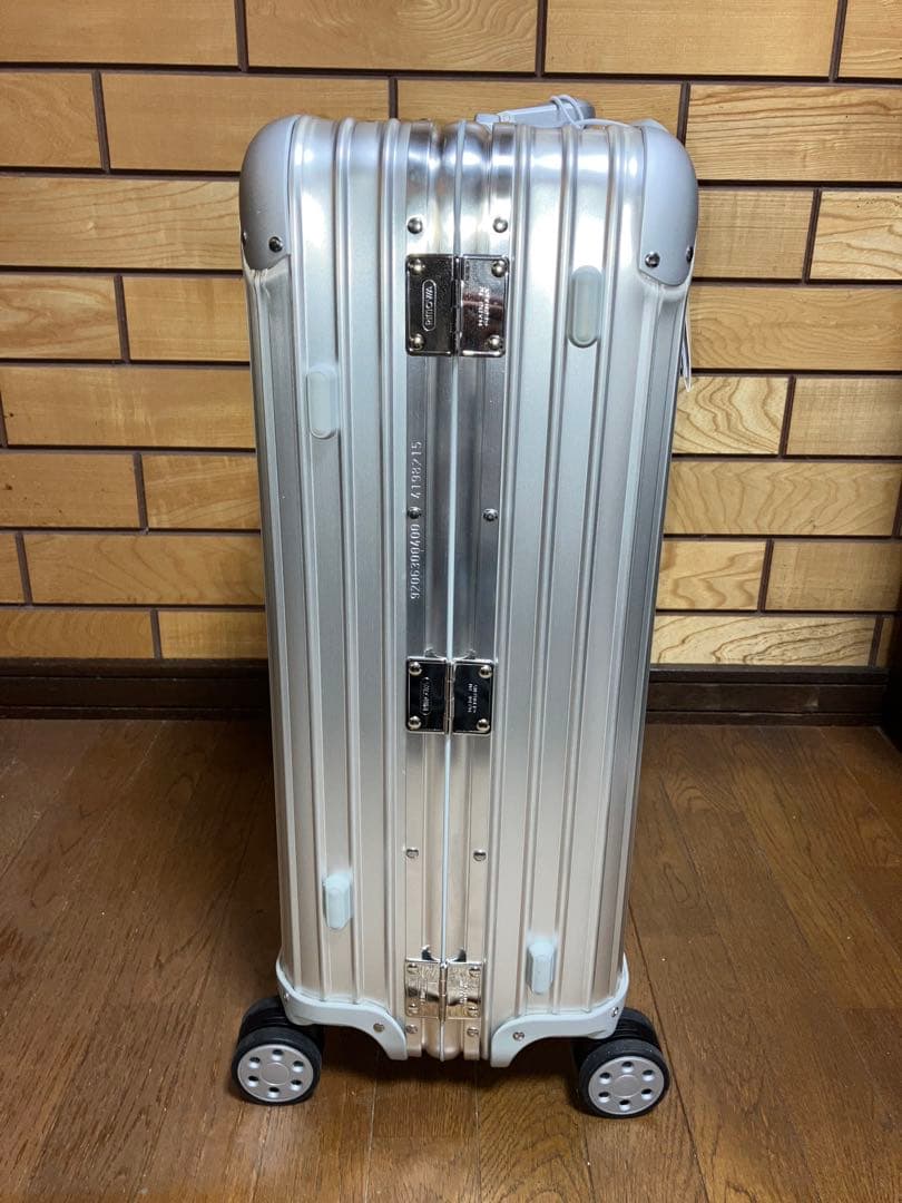 リモワ　トパーズ　シルバー63l