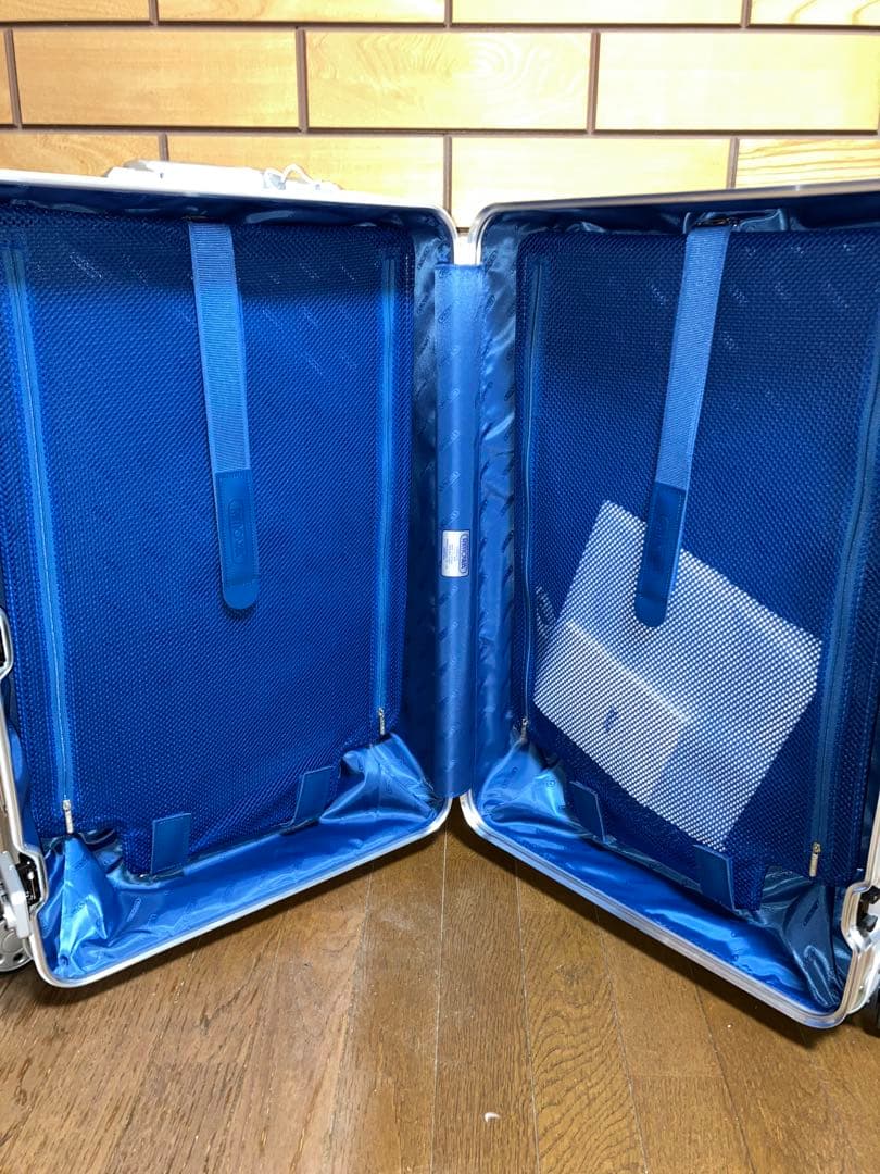 リモワ　トパーズ　シルバー63l