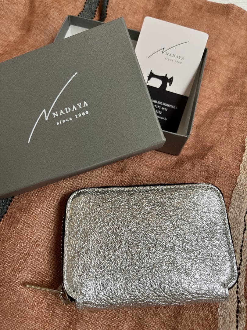 NADAYA mu コンパクト 財布 シルバー 天然革 未使用品
