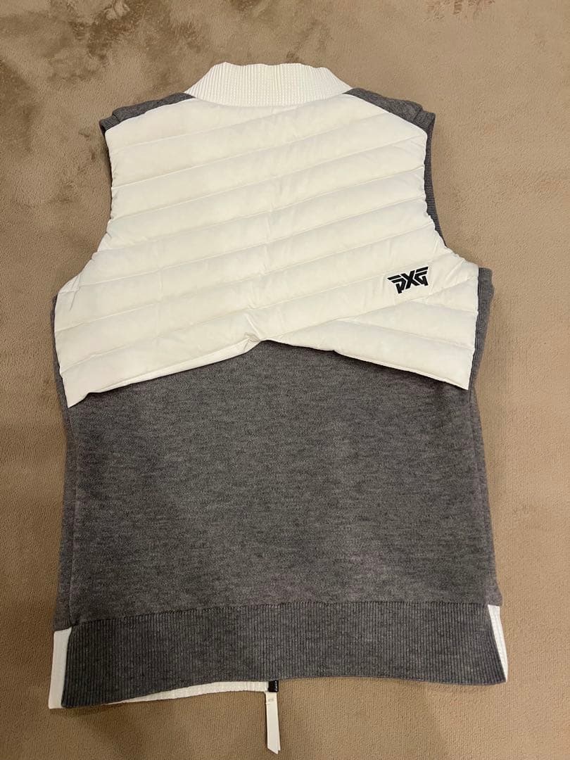 PXG グレー ホワイト ベスト