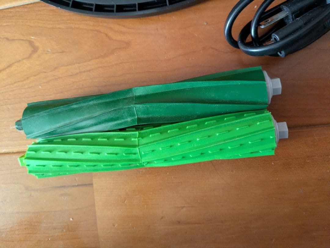 iRobot Roomba i2 ルンバ本体 充電ドック付き