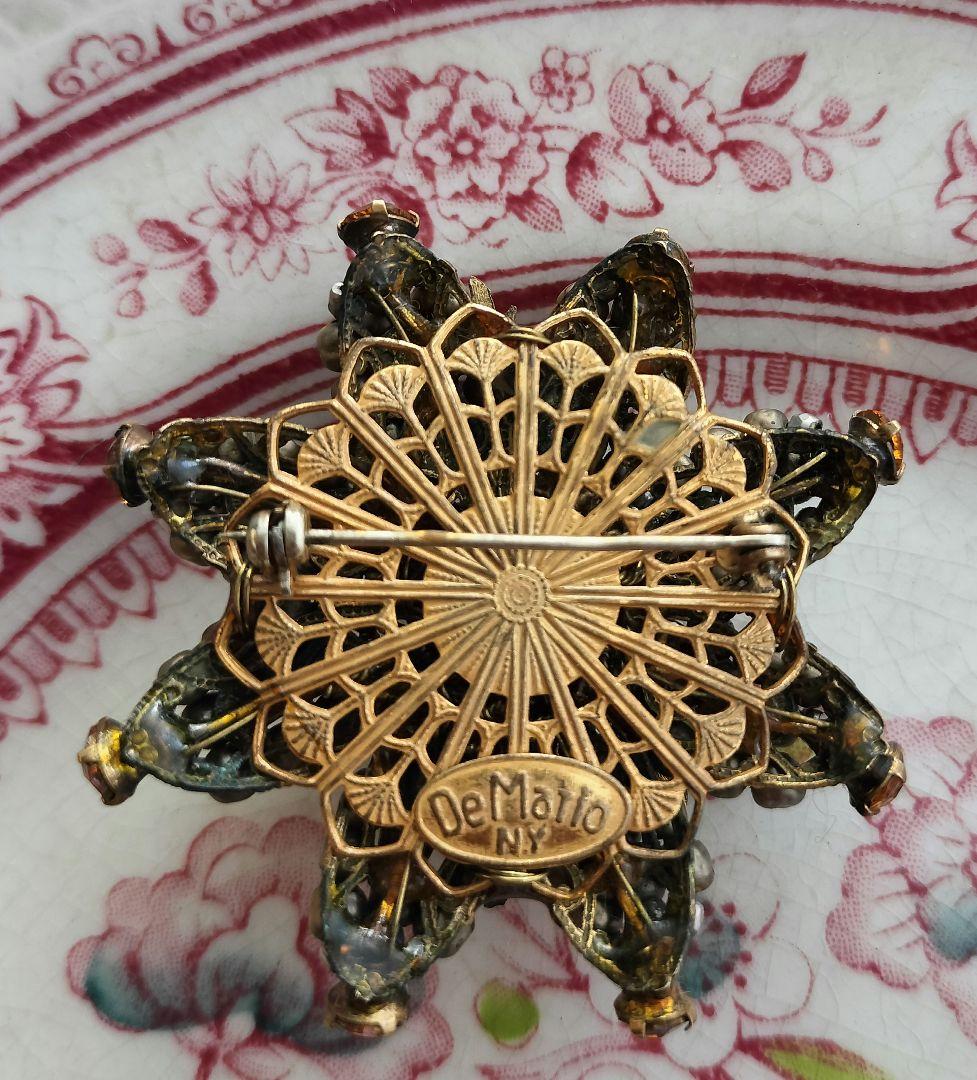 De Marioゴールドパール アンバー色ラインストーン 薔薇の蕾ブローチ 希少