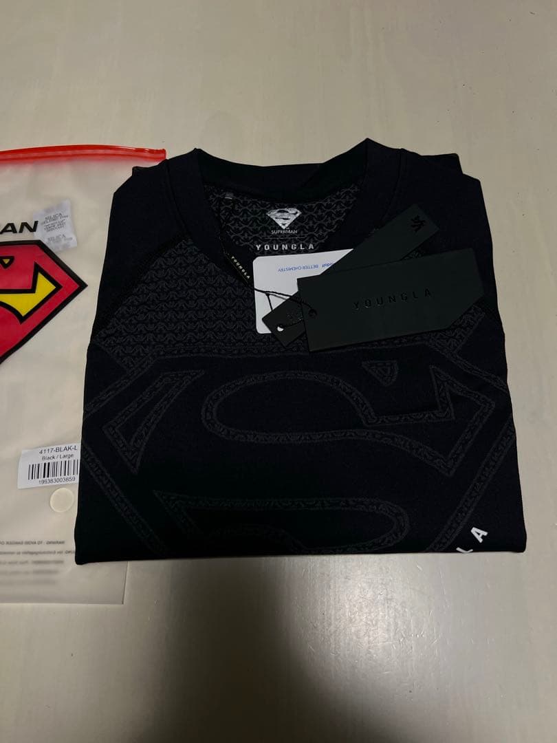 正規品　YOUNG LA スーパーマン　コンプレッションTシャツ　新品未使用