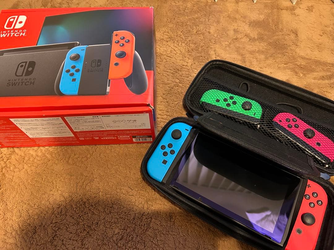 任天堂　Switch本体&マリオカート