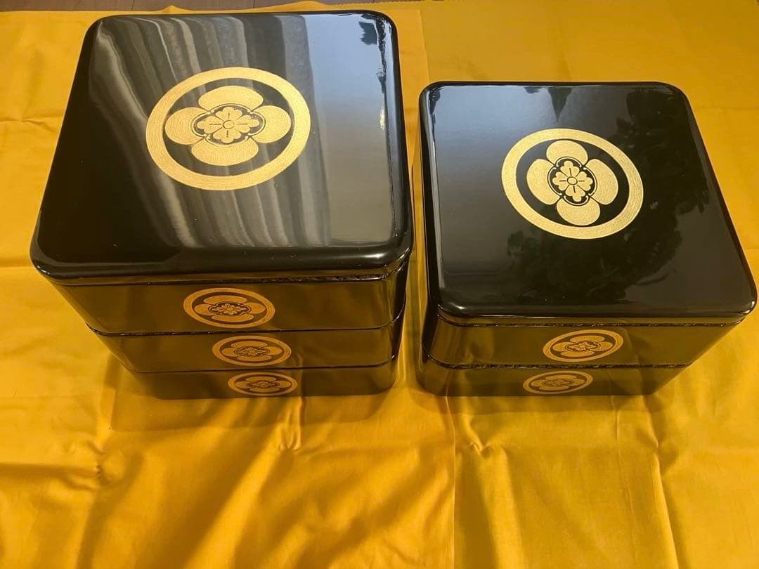 輪島塗 角丸五段重 蓋二枚 黒内朱 木製