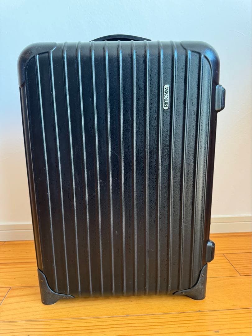 RIMOWA キャリーケース　プレゼント付き