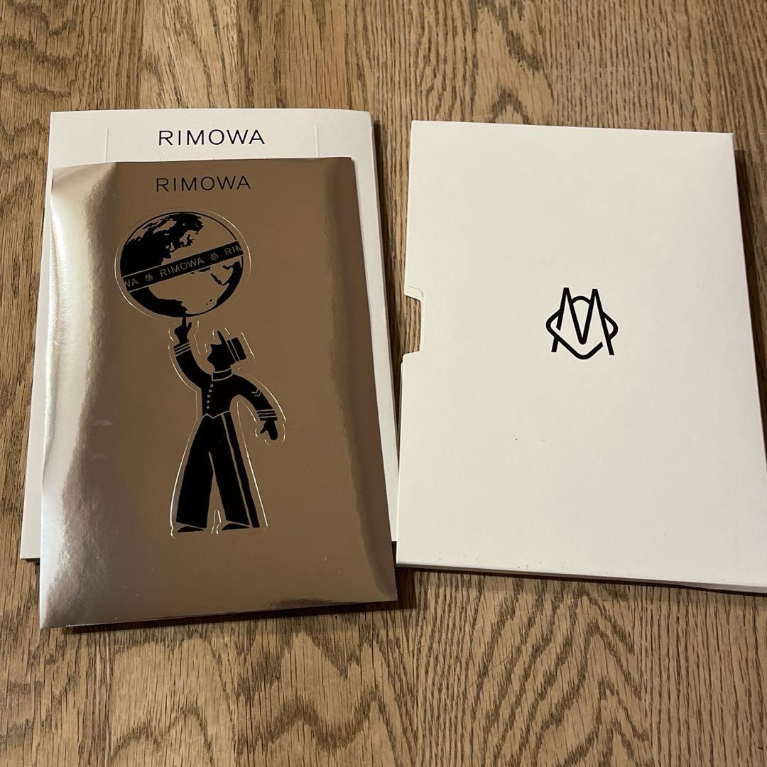 RIMOWA キャリーケース　プレゼント付き
