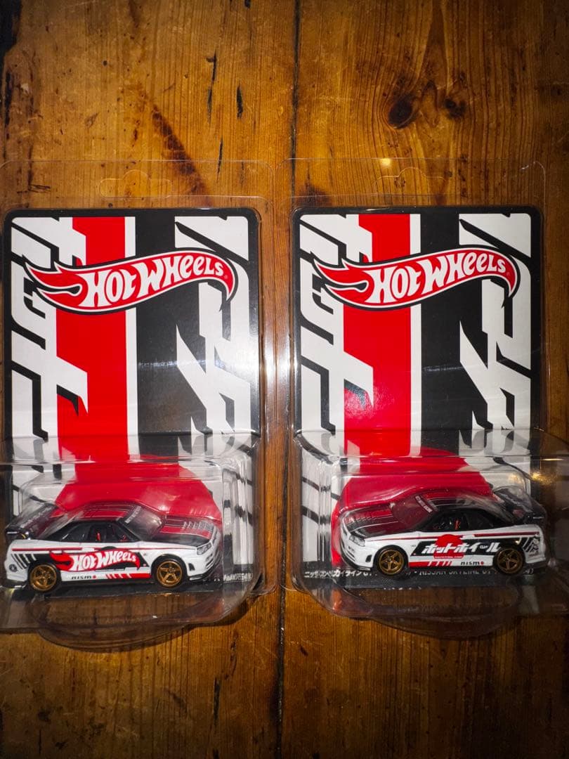 ホットウィール　ジャパンコンベンション　ニッサン　スカイライ　左右2台　未開封