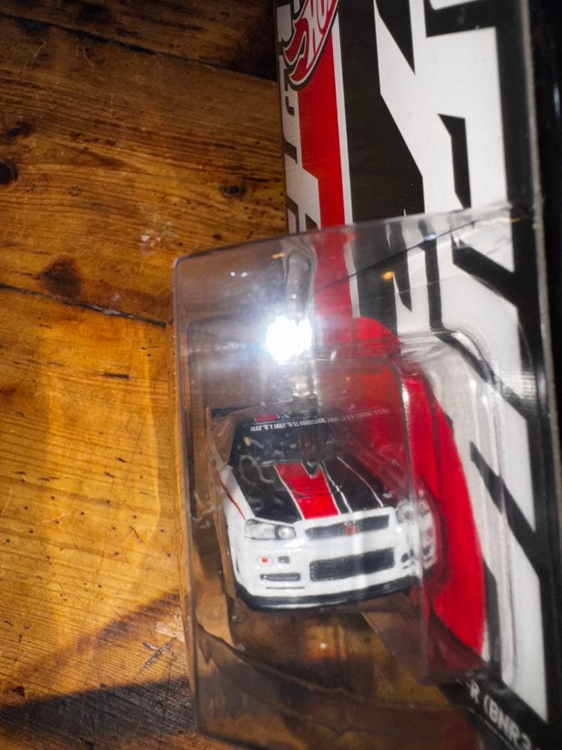 ホットウィール　ジャパンコンベンション　ニッサン　スカイライ　左右2台　未開封