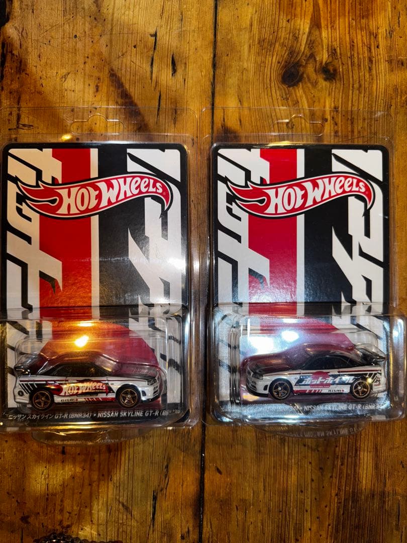 ホットウィール　ジャパンコンベンション　ニッサン　スカイライ　左右2台　未開封