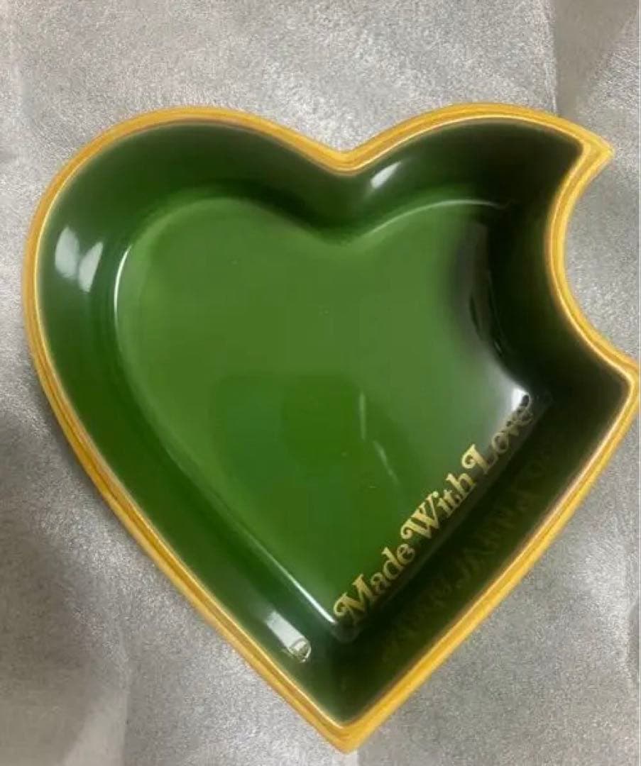 verdy girls don't cry ete 日本限定 有田焼　緑