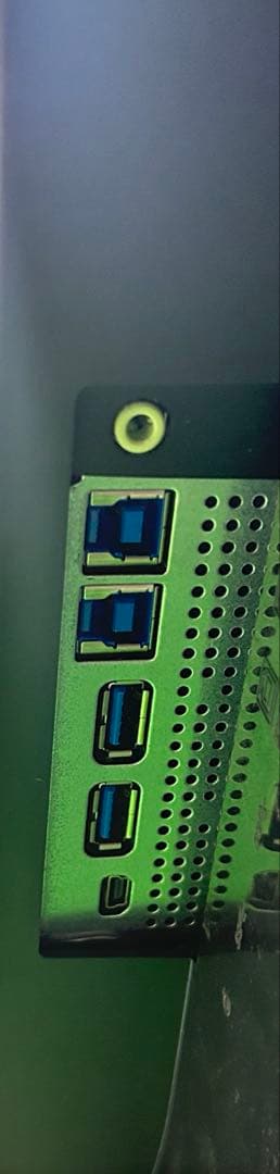 BENQ 32インチ　4Kモニター　PD3200U