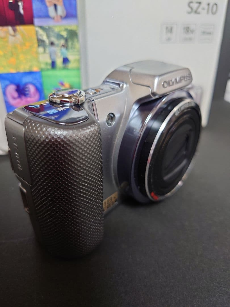 OLYMPUS SZ-10 コンパクトデジタルカメラ