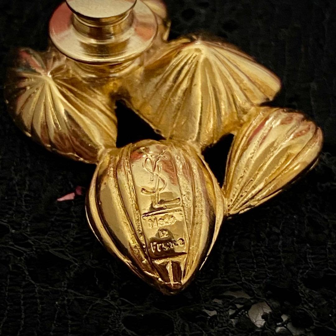 希少 Yves Saint Laurent カラーストーンブローチ