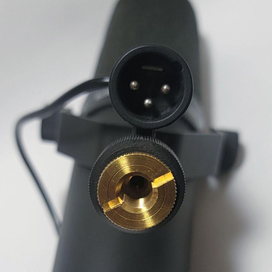 Shure SM7B ダイナミックマイク(マイクアームスタンド＋ケーブル付き)