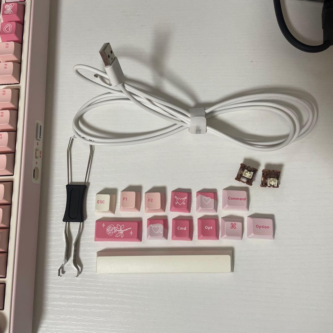 ★人気★YUNZII B75 PRO ゲーミングキーボード　ピンク