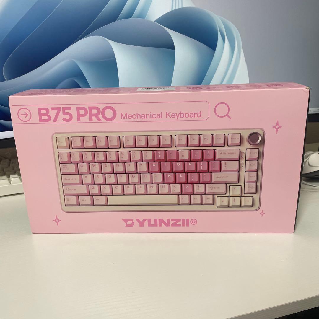 ★人気★YUNZII B75 PRO ゲーミングキーボード　ピンク