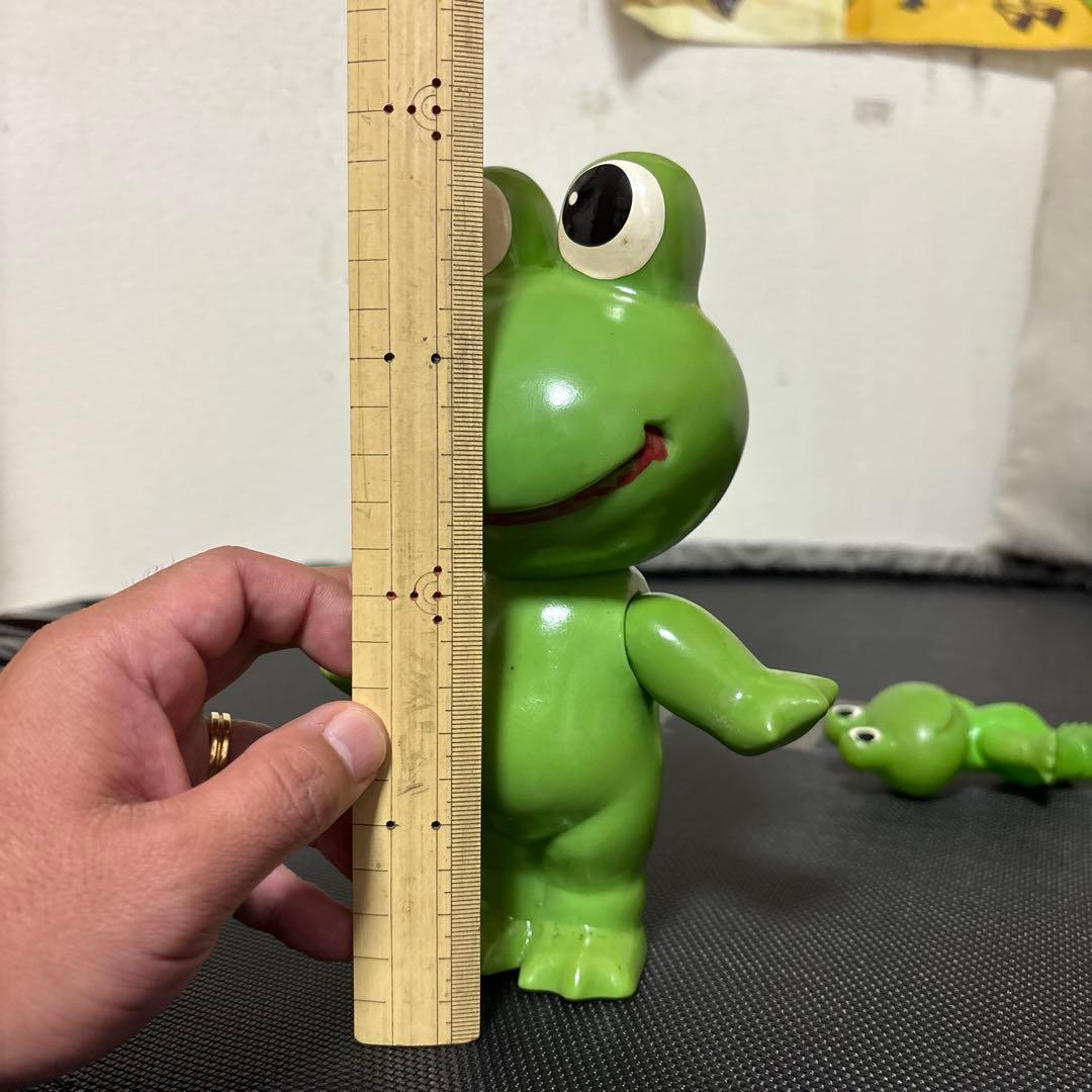 激レア19cmから20cm ケロちゃん　ソフビ人形 コルゲンコーワ9cmはおまけ