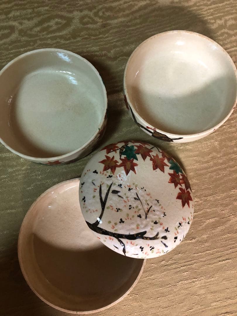 陶製色絵雲錦三つ重ね
