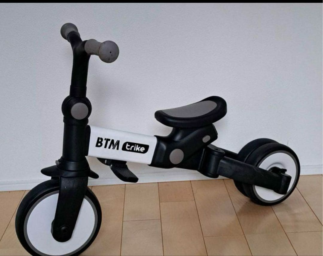 子供用三輪車 7in1 BTM ホワイト