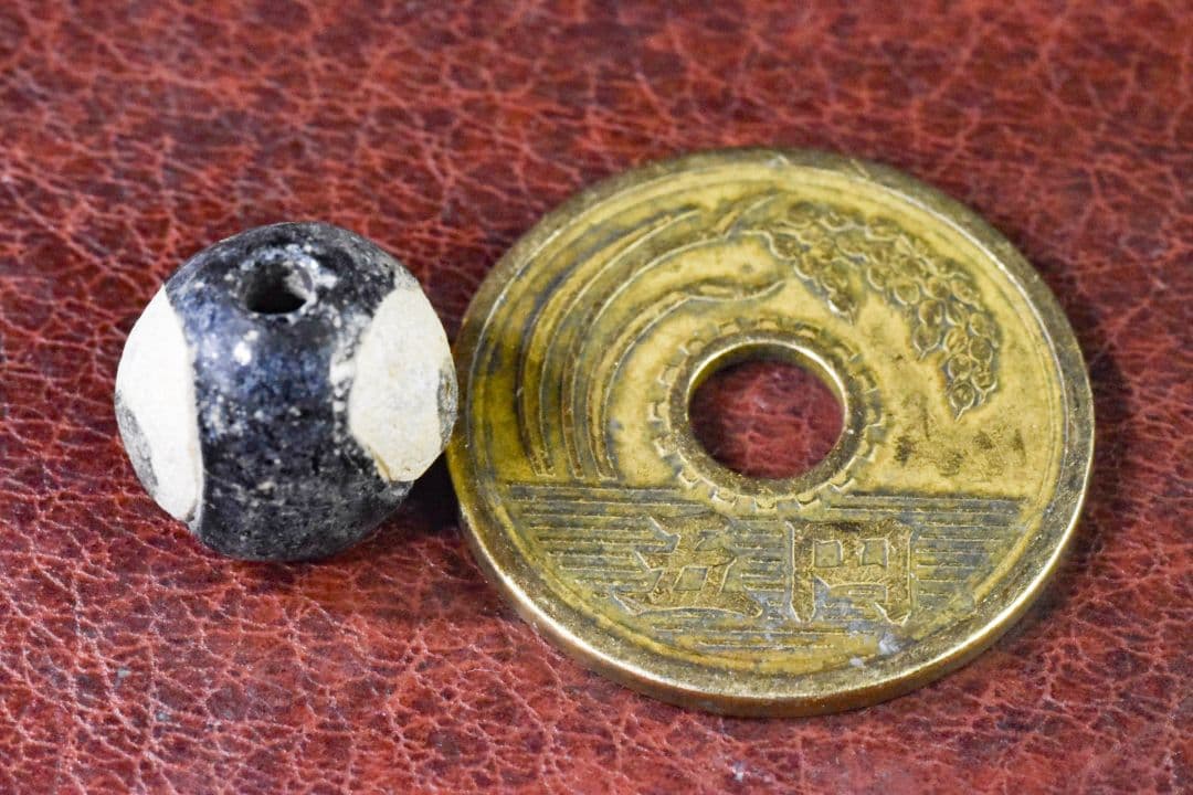 5~9世紀 シナイ半島産 金化二眼アイビーズ 完品！