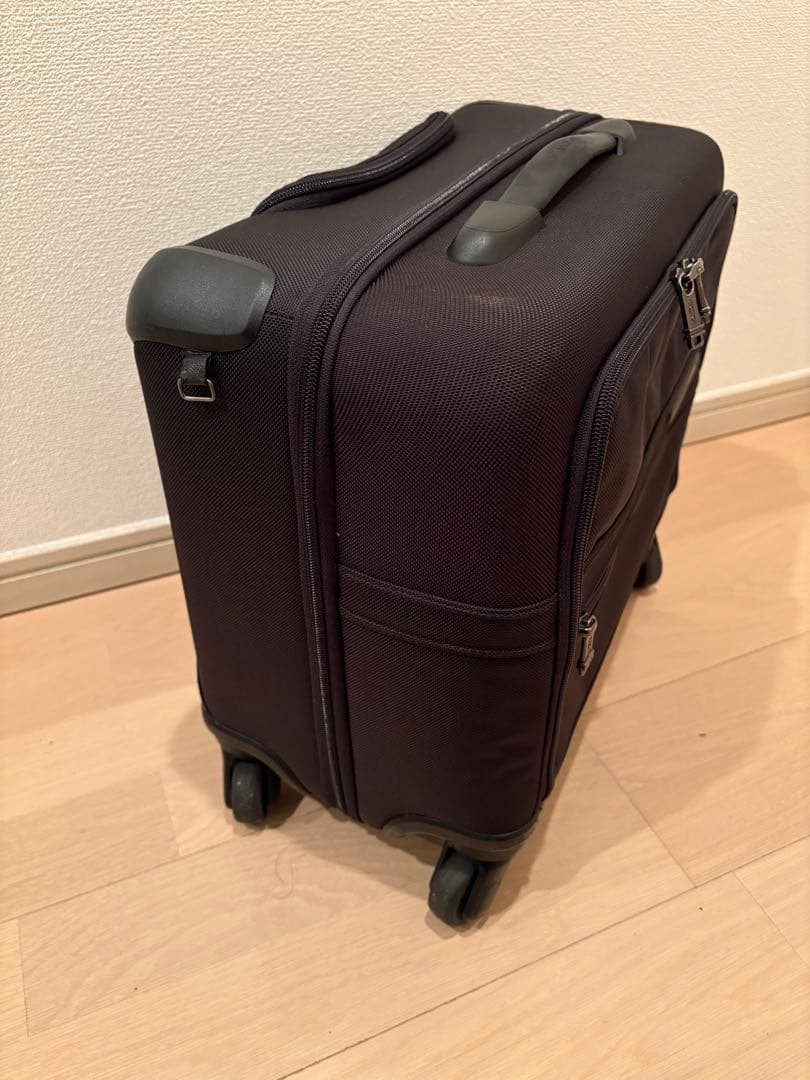 【たかぼーい】TUMI トゥミ 4輪キャリーバッグ 223004D4